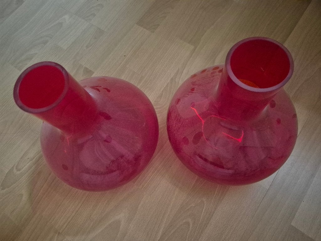 Vaas rood 2x, Ophalen, Zo goed als nieuw, Rood, Glas