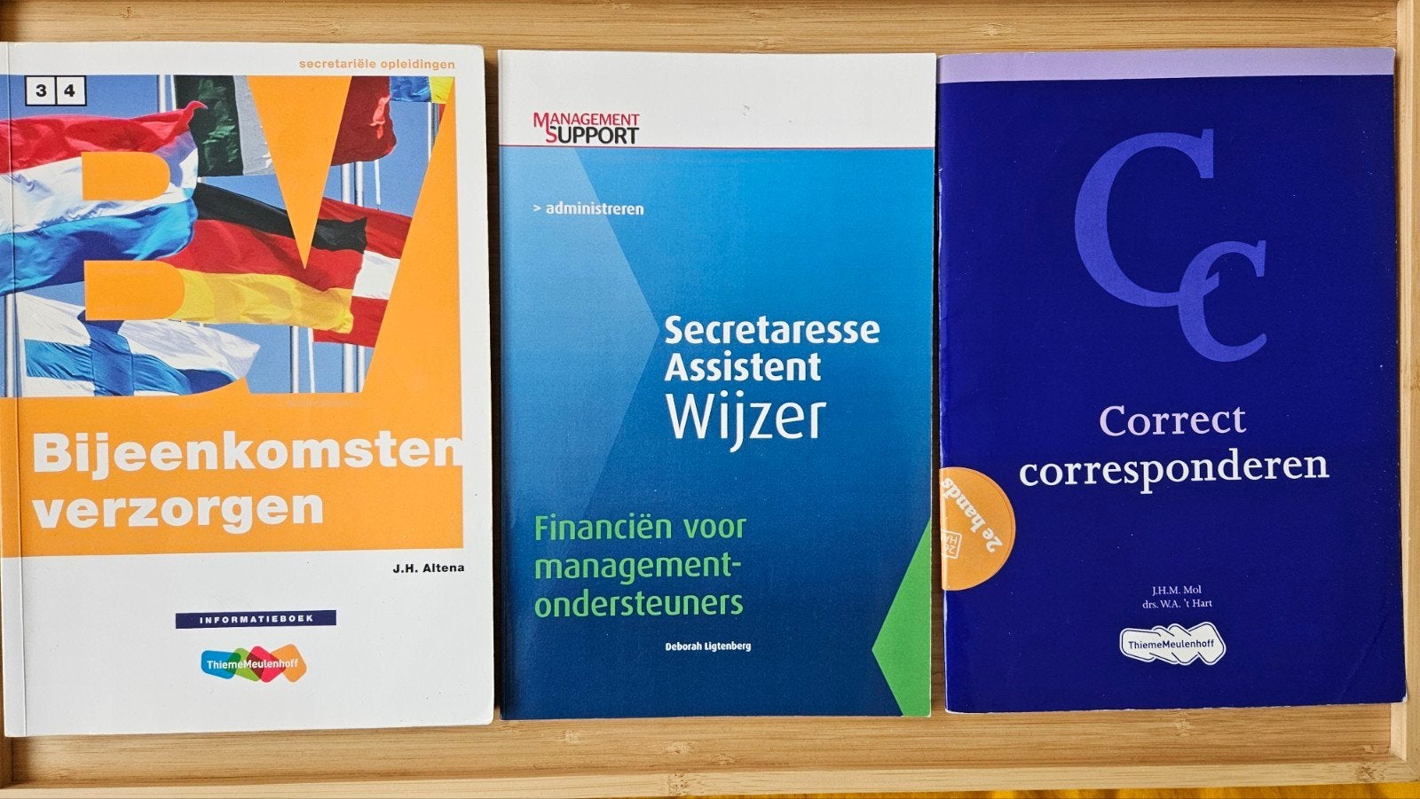Studieboeken secretaresse / management assistent, Boeken, Ophalen, Beta, Gelezen, MBO