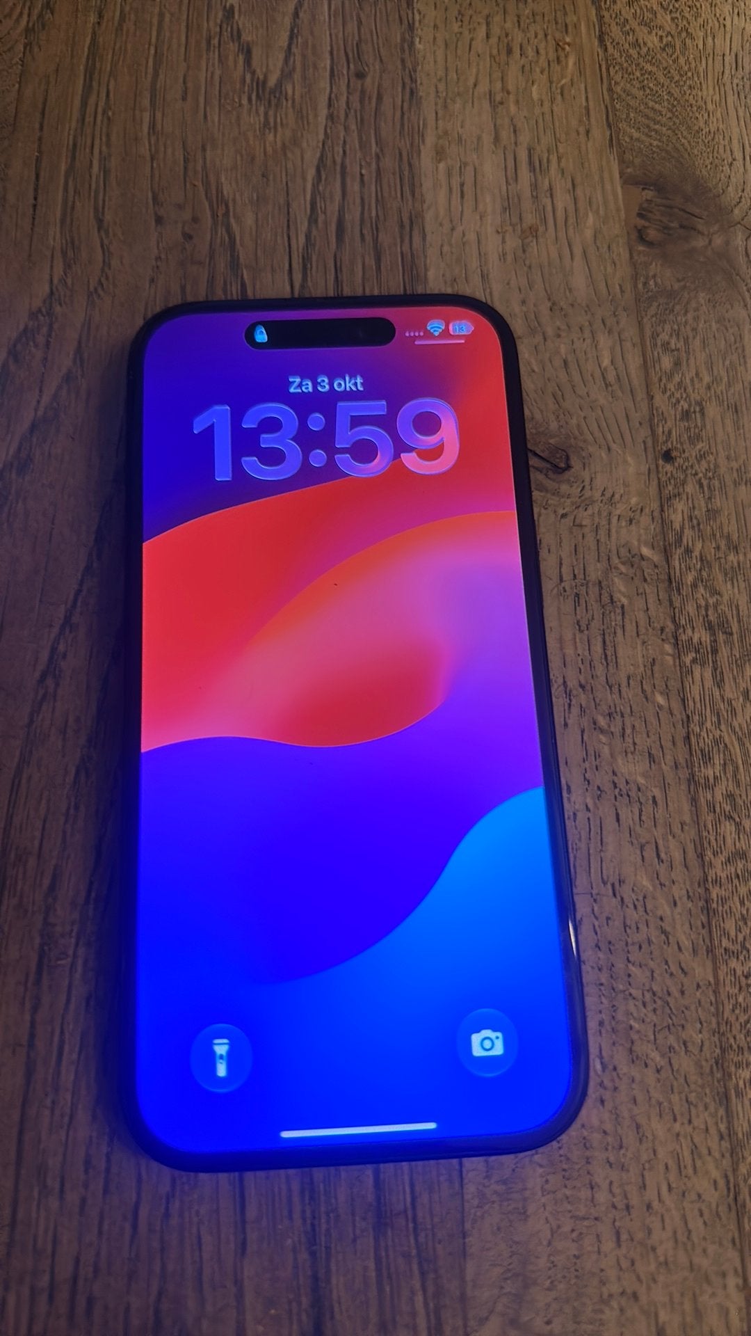 Foto 2 van Iphone 15 128GB batterij 94%