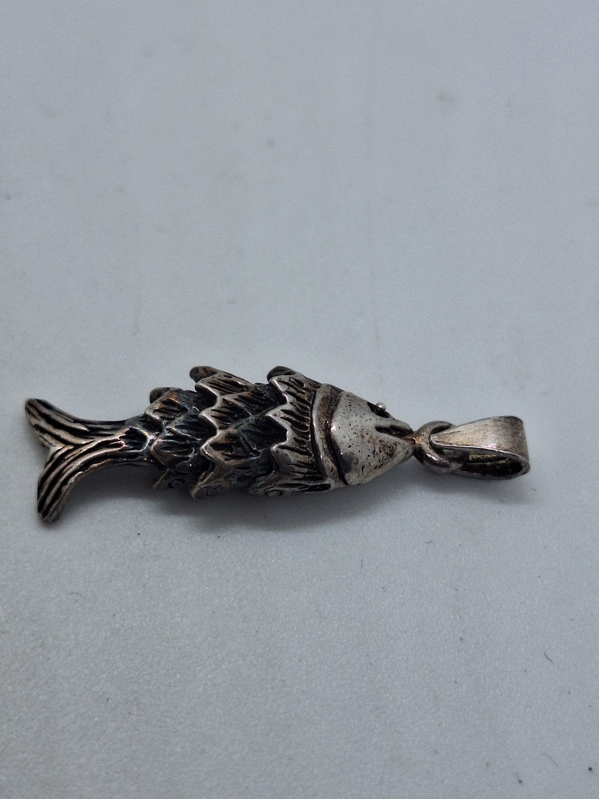 3.5 cm Zilveren Beweegbare Vis Hanger - Prachtige Staat, Ophalen of Verzenden