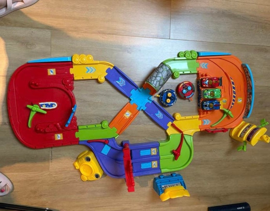 Vtech toet toet mega rc racecircuit, Ophalen, Zo goed als nieuw