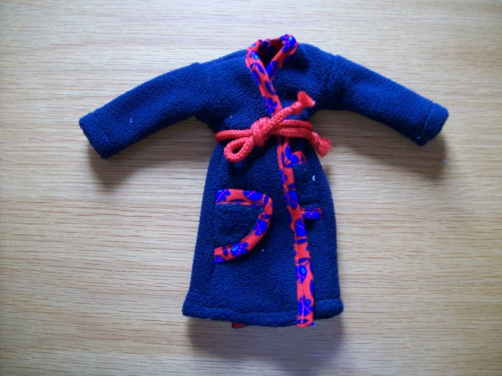 eigen gemaakte poppen kleertjes bad/ochtendjasjes, Ophalen of Verzenden, Nieuw, Barbie