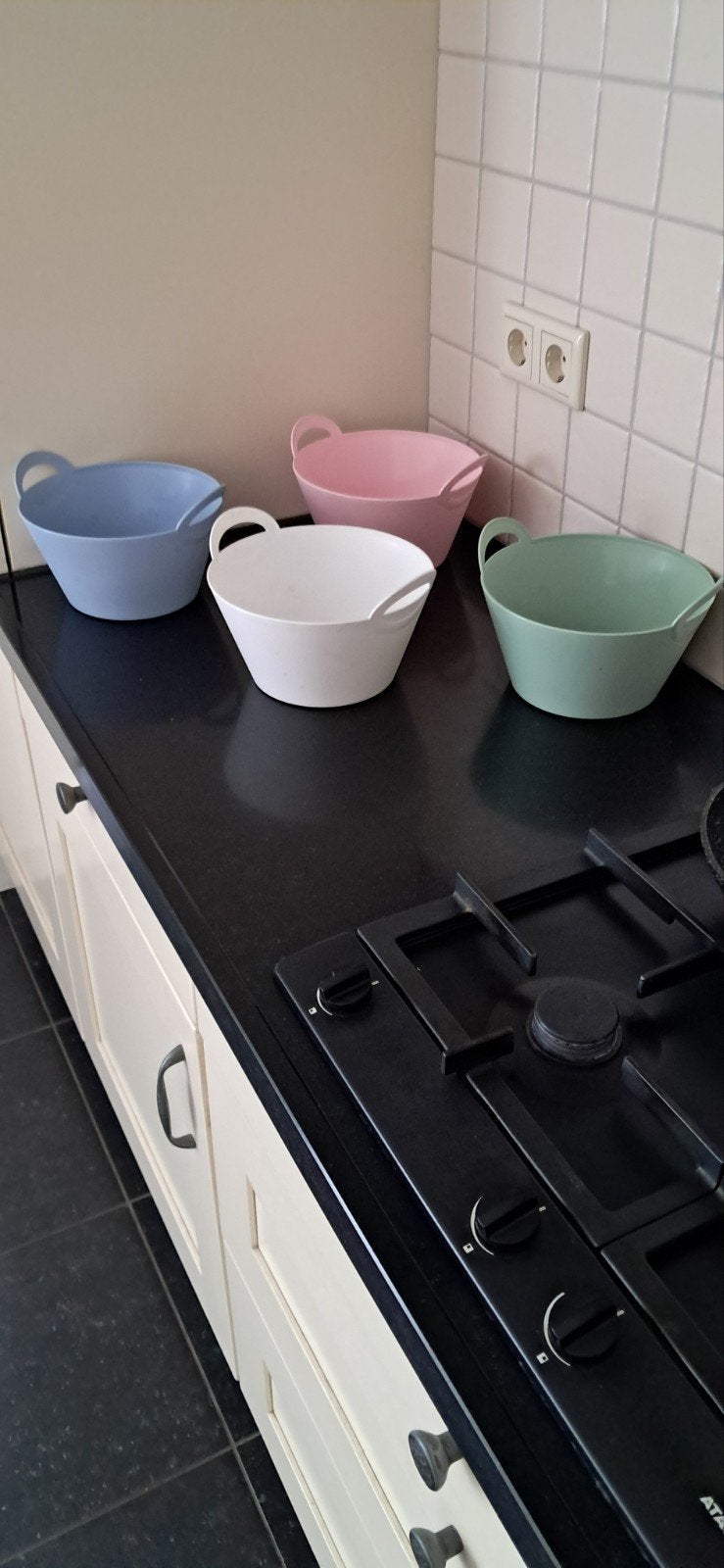 4 st Rubber Bloempotten:, Overige materialen, Rond, Ophalen of Verzenden, Minder dan 40 cm