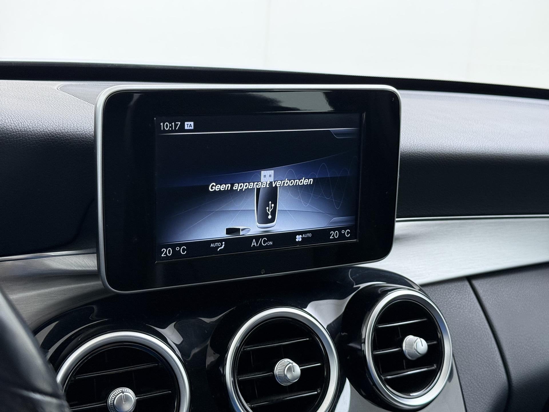 Foto 34 van Mercedes-Benz C-klasse 180 Ambition Stoelverwarming | Naviga
