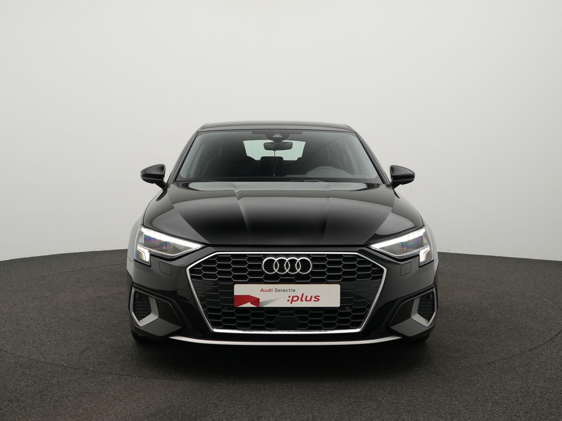 Audi A3 Sportback 30 TFSI 110pk S-tronic Business edition |, Stof, Gebruikt, Zwart, Origineel Nederlands