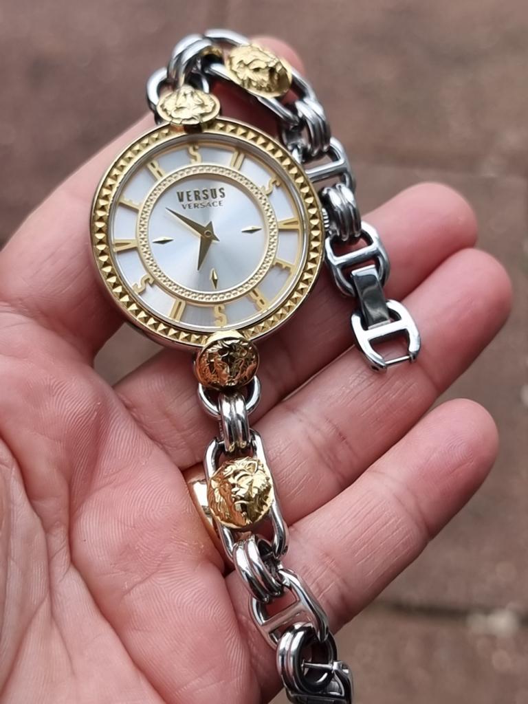 Vintage Authentiek Versace horloge, Sieraden, Tassen en Uiterlijk, Horloges | Dames, Ophalen of Verzenden, Zo goed als nieuw, Overige merken