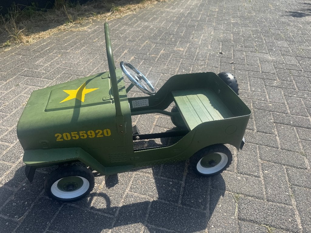 trapauto legerjeep, Ophalen of Verzenden