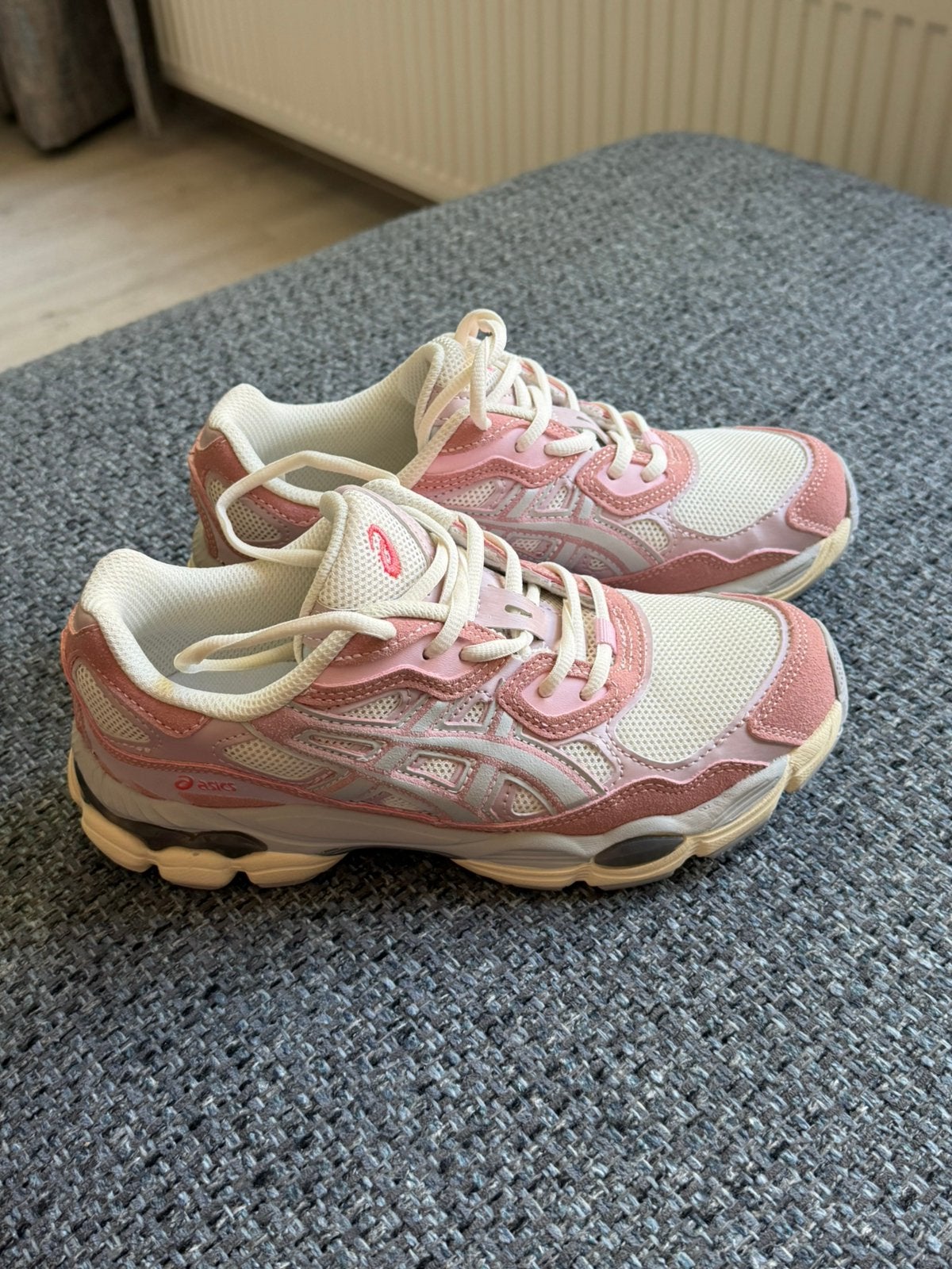 Asics Gel NYC. Maat 42, Kleding | Heren, Schoenen, Ophalen of Verzenden, Nieuw, Overige kleuren, Sportschoenen
