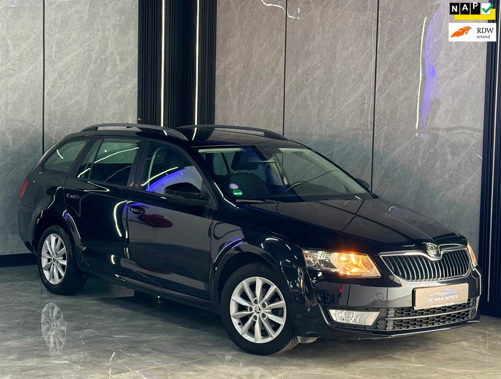 Skoda Octavia Combi 1.2 TSI Greentech Ambition Businessline, Auto's, Skoda, Voorwielaandrijving, Euro 5, Gebruikt, 4 cilinders