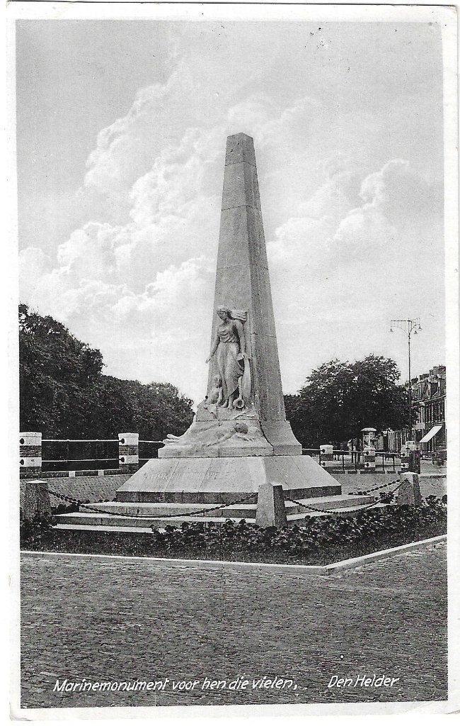 AK Den Helder - Marinemonument voor hen die vielen, Verzenden, 1920 tot 1940, Gelopen, Noord-Holland