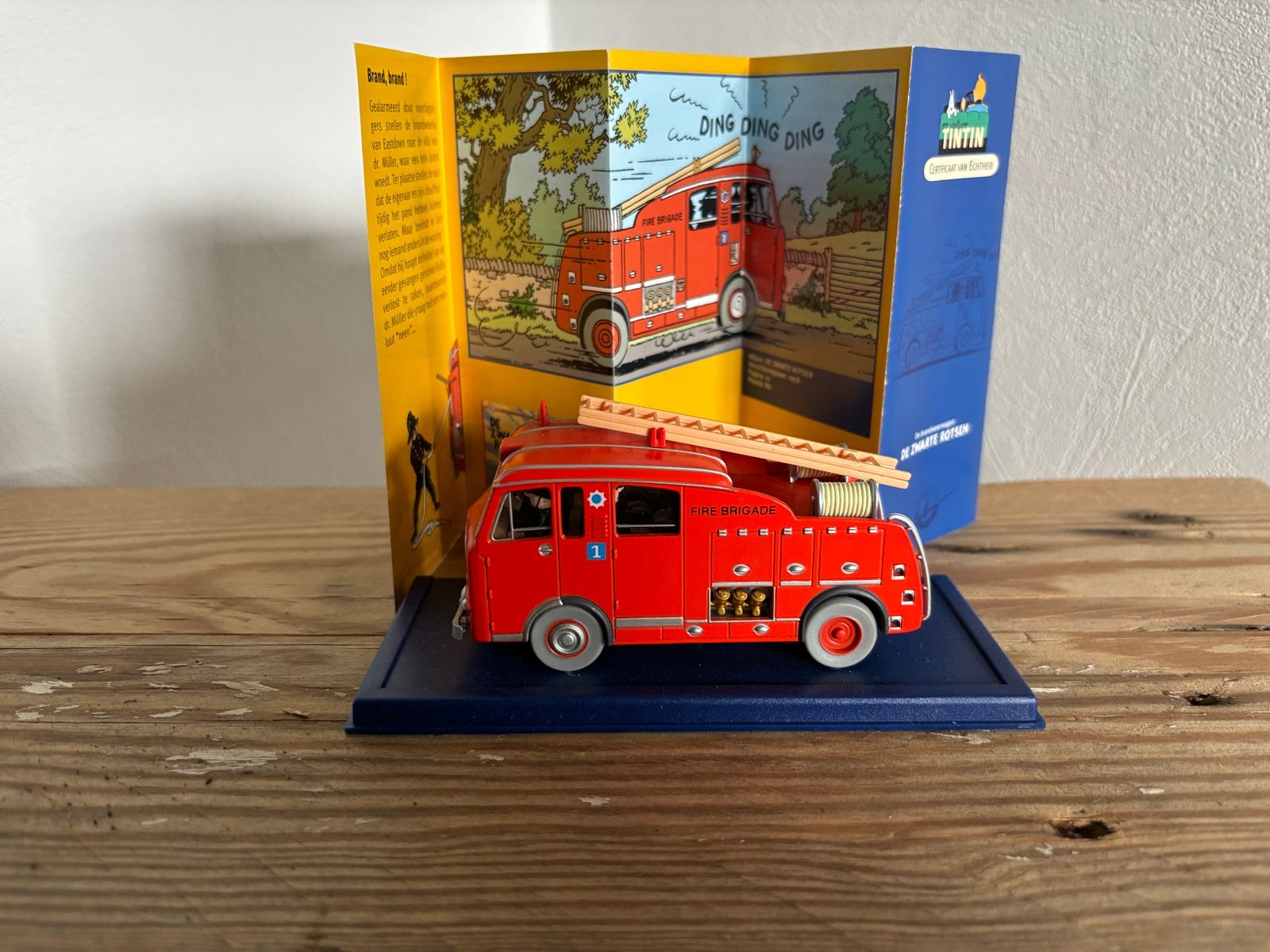 Kuifje - brandweerwagen - De Zwarte Rotsen, Overige merken, Gebruikt, 1:32 tot 1:50, Ophalen of Verzenden