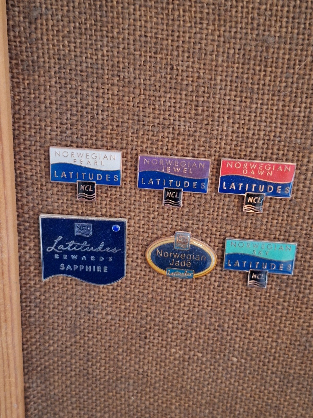 Scheepvaart: Norwegian Cruise Line, 5 Fraaie Emaille Pins, Verzenden, Zo goed als nieuw, Merk, Speldje of Pin