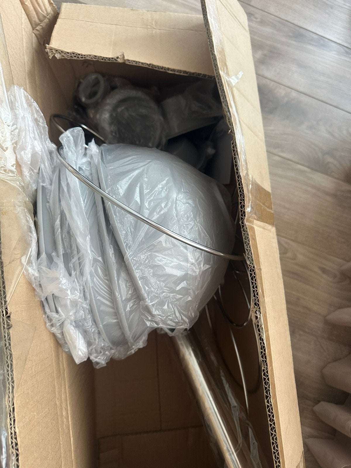 Trolley nieuw in doos, Ophalen