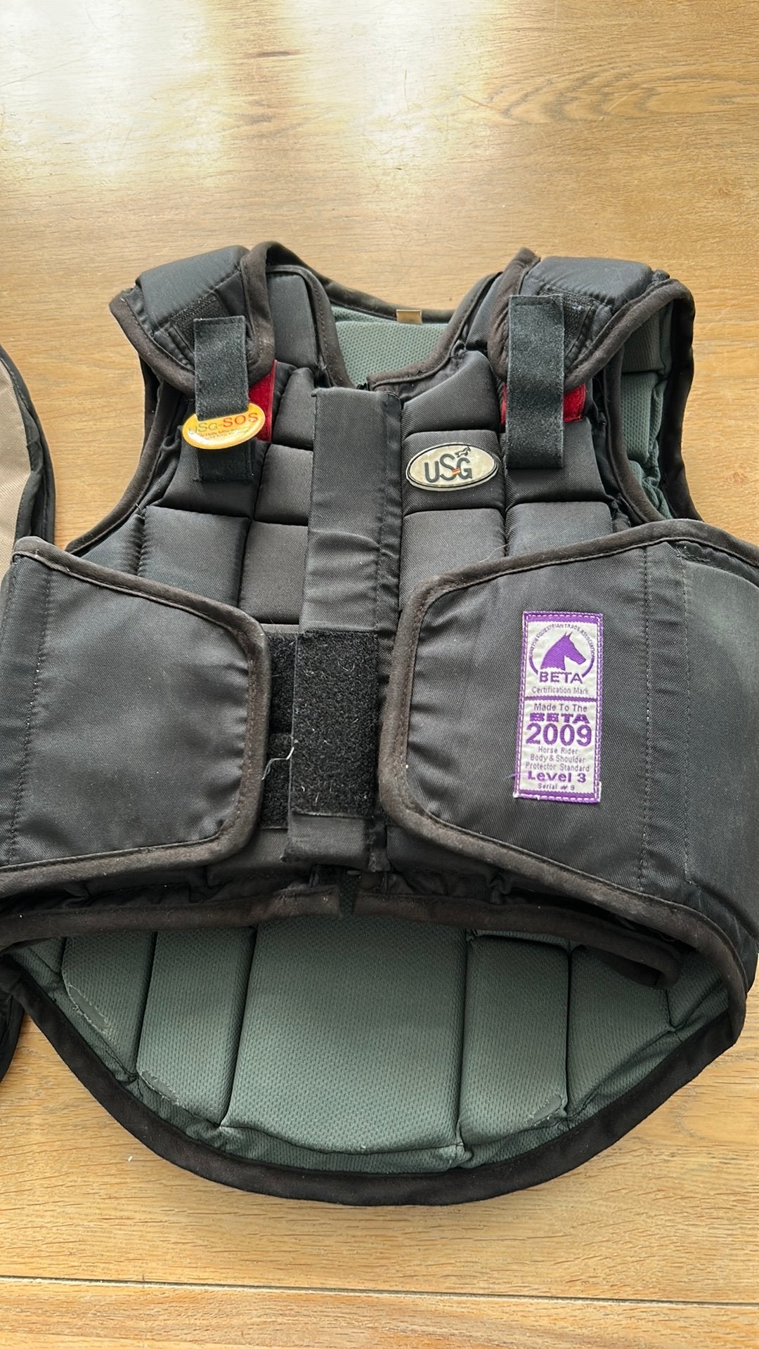 Body protector M, Ophalen of Verzenden, Zo goed als nieuw, Rijden