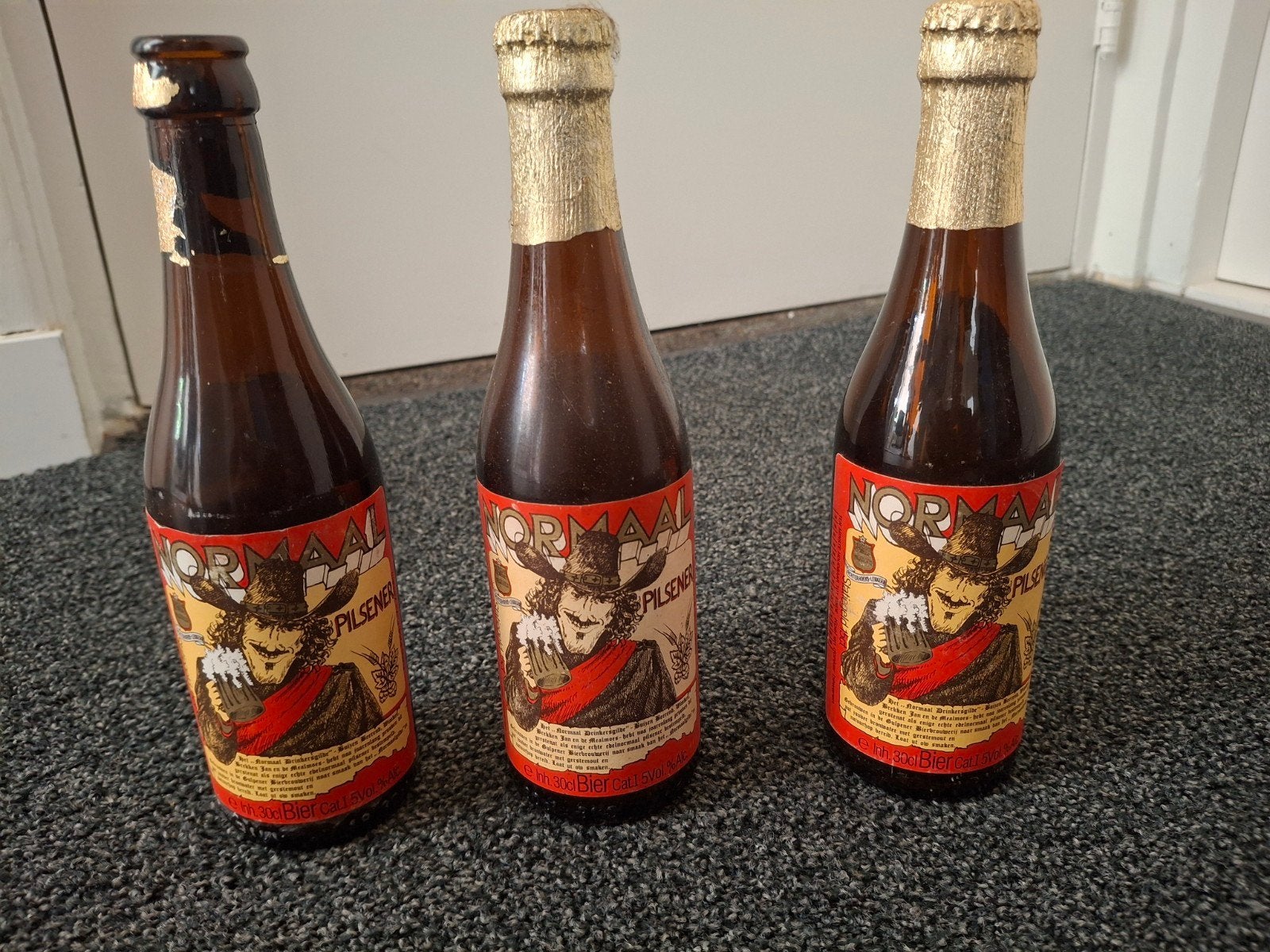 3 Normaal Pilsener bierflesjes - Lege verzamelflesjes, Ophalen of Verzenden, Gebruikt, Flesje(s), Overige merken