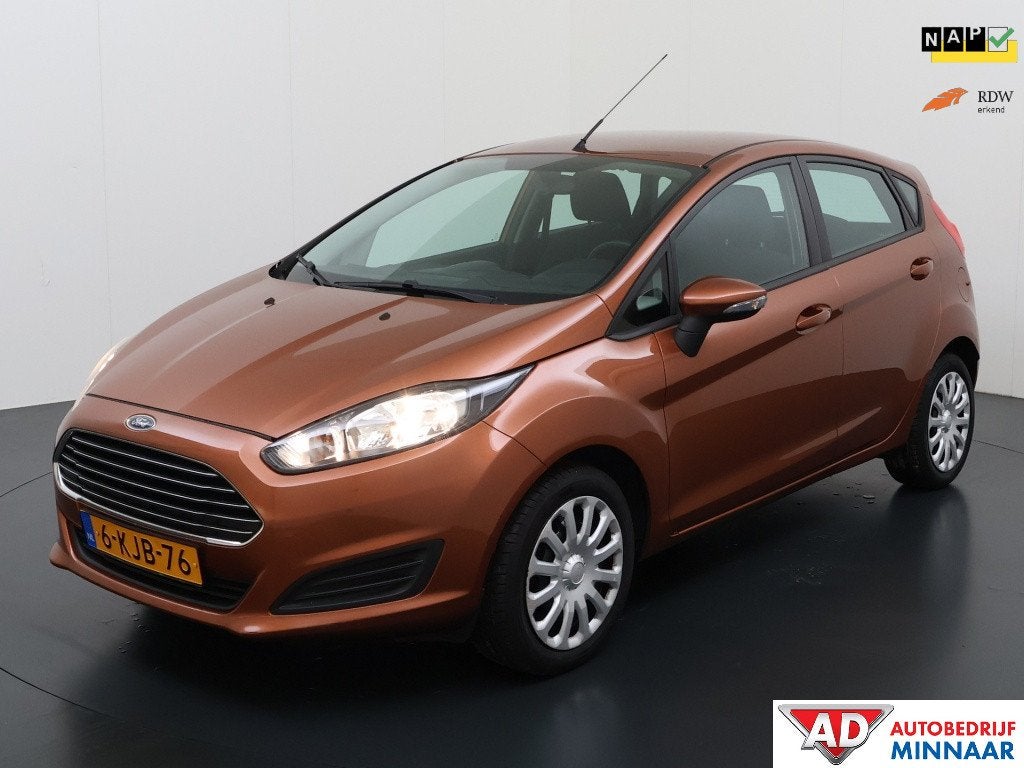 Ford Fiesta 1.0 Champion | Airco | onderhouds boekjes, Euro 5, 525 kg, Bruin, 23 km/l