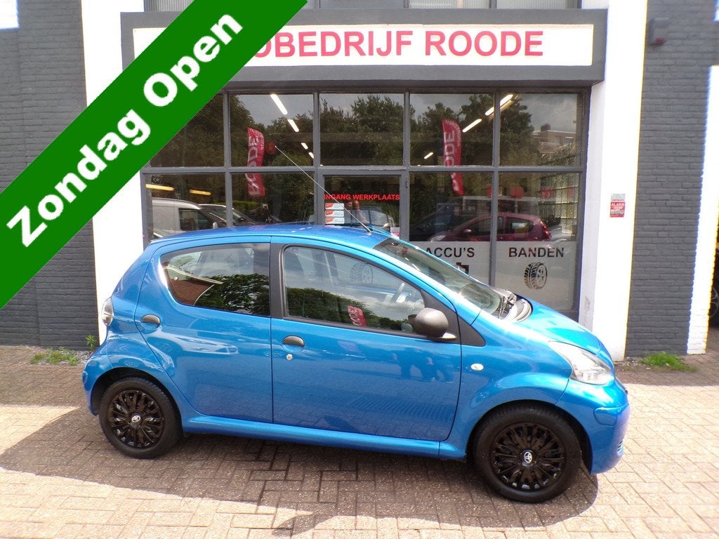 Toyota Aygo 1.0-12V 5-Drs Black & Bleu AIRCO,GOED ONDERHOUDE, Voorwielaandrijving, Euro 5, Gebruikt, Met garantie (alle)