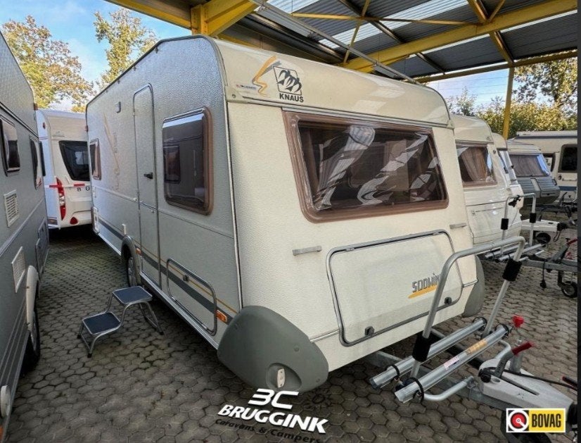 Te koop Knaus Sudwind, Omvormbare zithoek, Rondzit, Particulier, 5 tot 6 meter