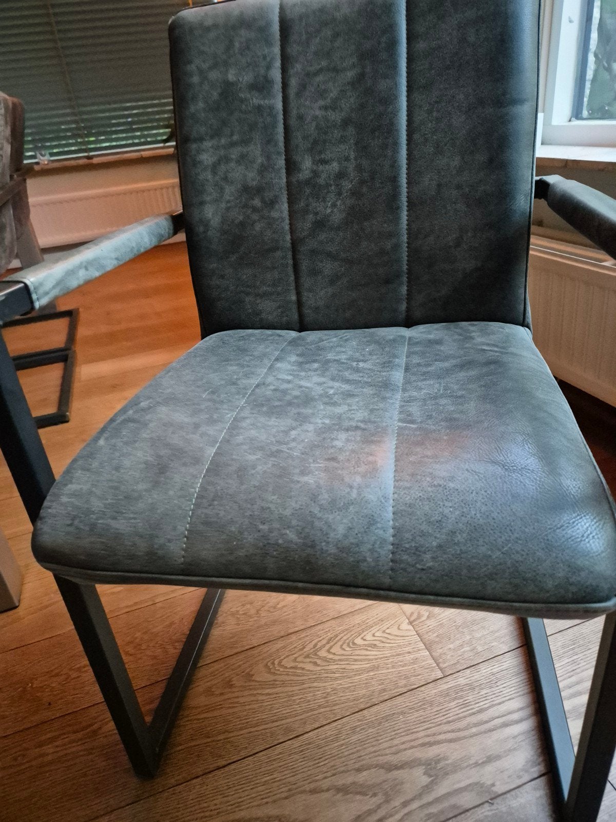 6 leren eetkamerstoelen in goede staat, Huis en Inrichting, Ophalen, Blauw, Leer