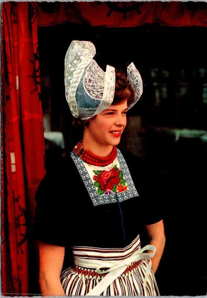 Klederdracht Volendam - 8 ansichtkaarten, Verzenden, 1960 tot 1980, Ongelopen, Noord-Holland