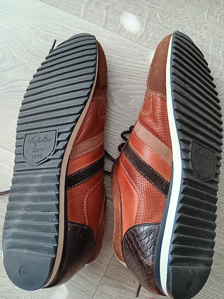 Australian Sneaker maat 50, Kleding | Heren, Schoenen, Bruin, Ophalen of Verzenden, Sneakers of Gympen, Zo goed als nieuw