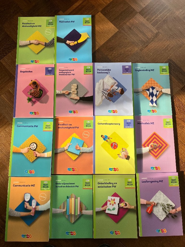Diverse studieboeken MBO 3/4 methode Traject., Boeken, Ophalen of Verzenden, Zo goed als nieuw, MBO, Diversen