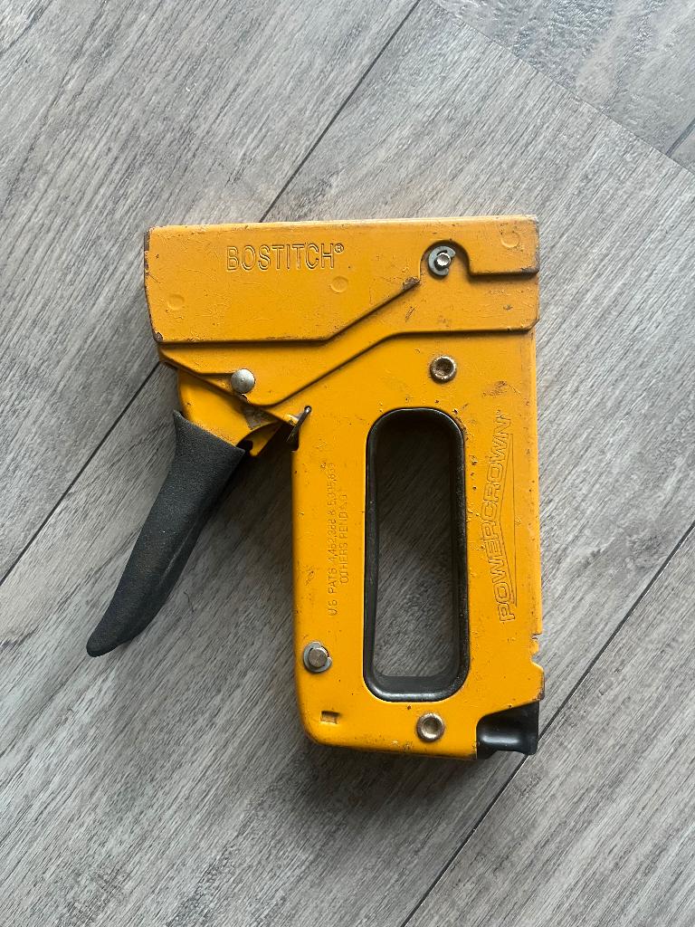 Degelijke Bostitch nietmachine/handtacker, Ophalen, Gebruikt