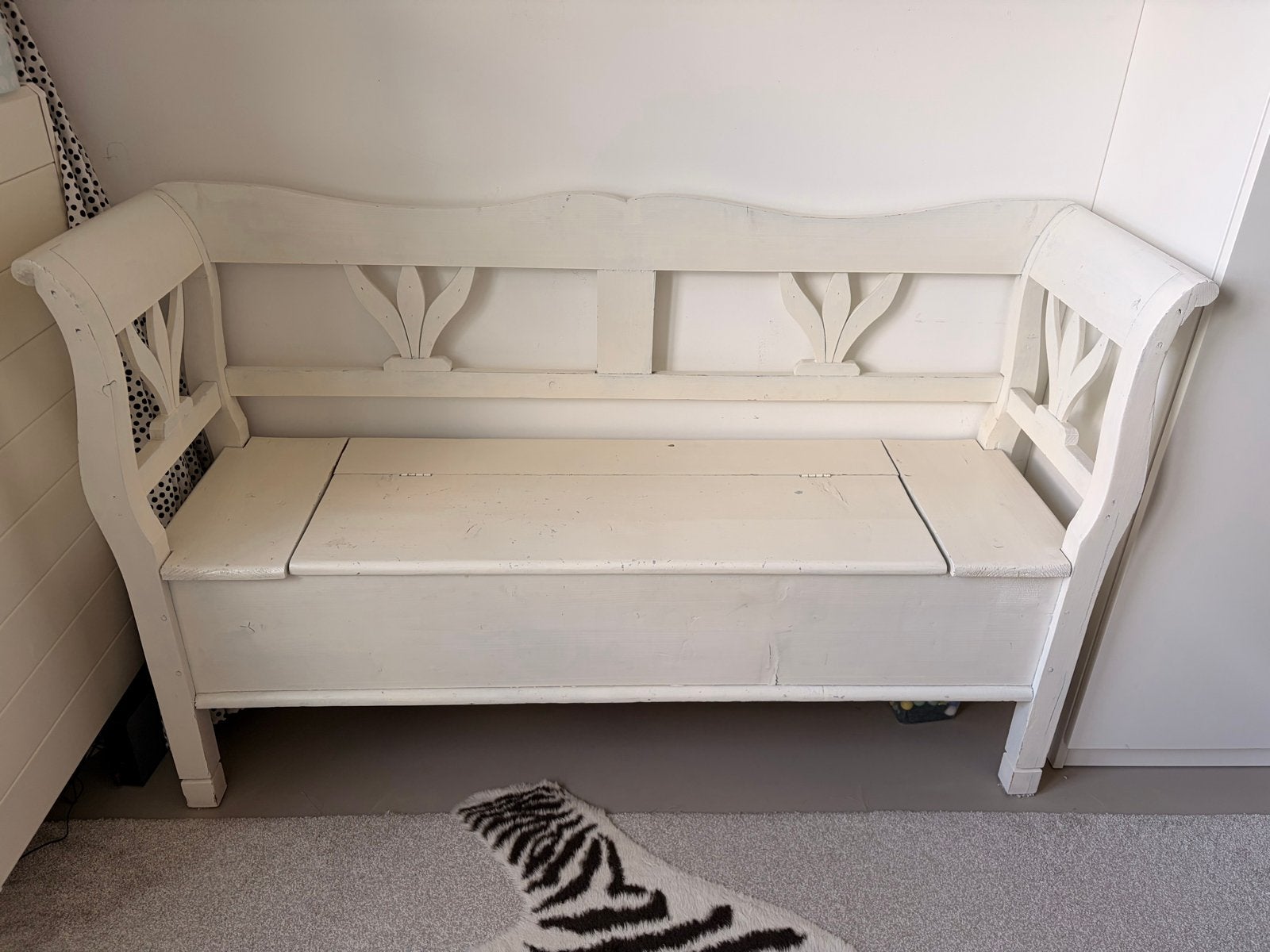 Prachtige witte houten klepbank / opbergbank (145 cm), Antiek en Kunst, Ophalen