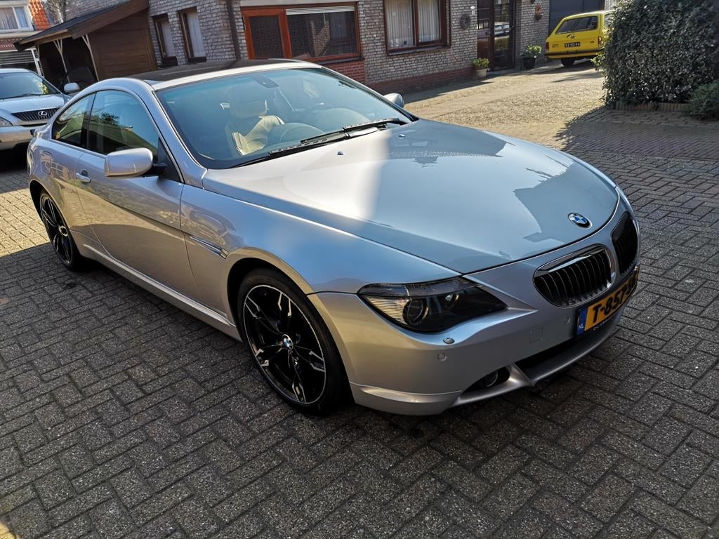 BMW 2005 Grijs, Auto's, BMW, Automaat, 367 pk, 4 stoelen, 4799 cc