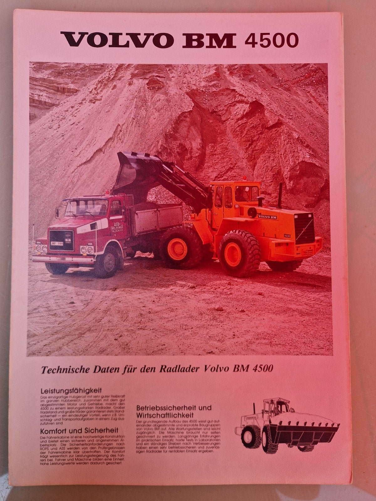 Volvo BM 4500 Technische gegevens Radlader (1979), Ophalen of Verzenden, Zo goed als nieuw, Volvo BM