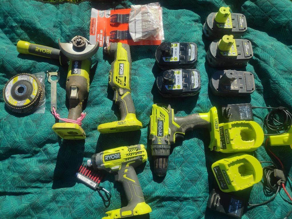 Ryobi 18v one+ gereedschap set met accu's, Gebruikt, Variabele snelheid, Minder dan 400 watt, Ophalen
