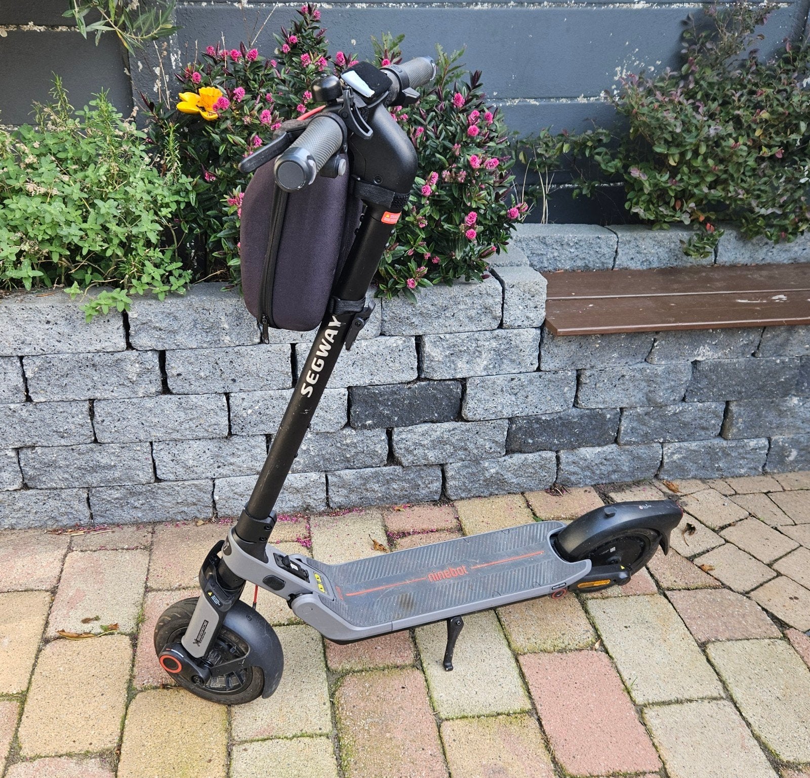 Ninebot Segway 2025 26km/u, Fietsen en Brommers, Ophalen, Zo goed als nieuw, Elektrische step (E-scooter), Segway Ninebot