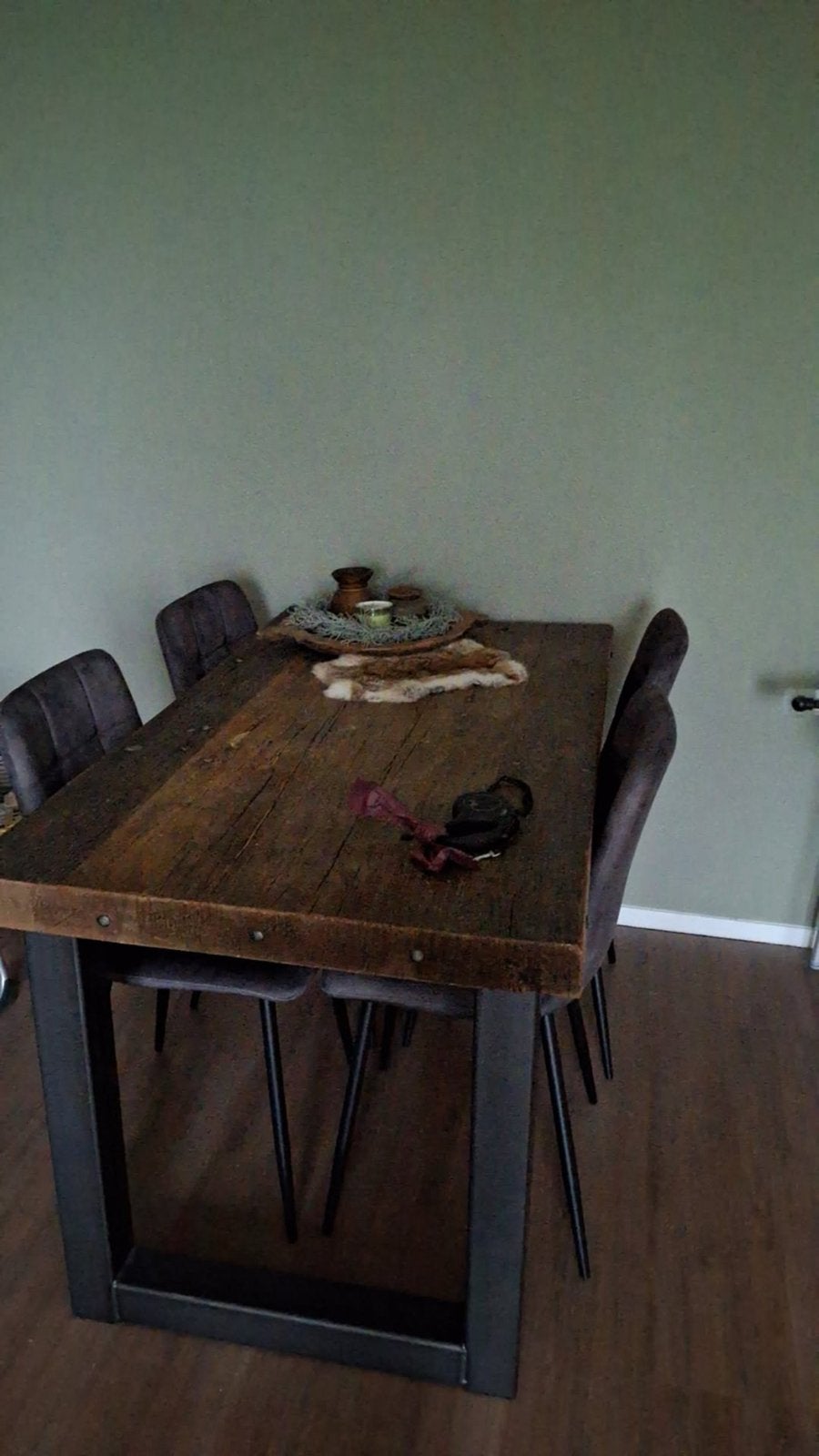 Robuuste eettafel met metalen onderstel, Ophalen, Gebruikt, 100 tot 150 cm, 50 tot 100 cm