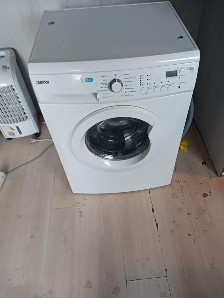Zanussi 7kg Wasmachine - Ideaal voor kleine huishoudens, 6 tot 8 kg, Ophalen of Verzenden, Gebruikt, Voorlader