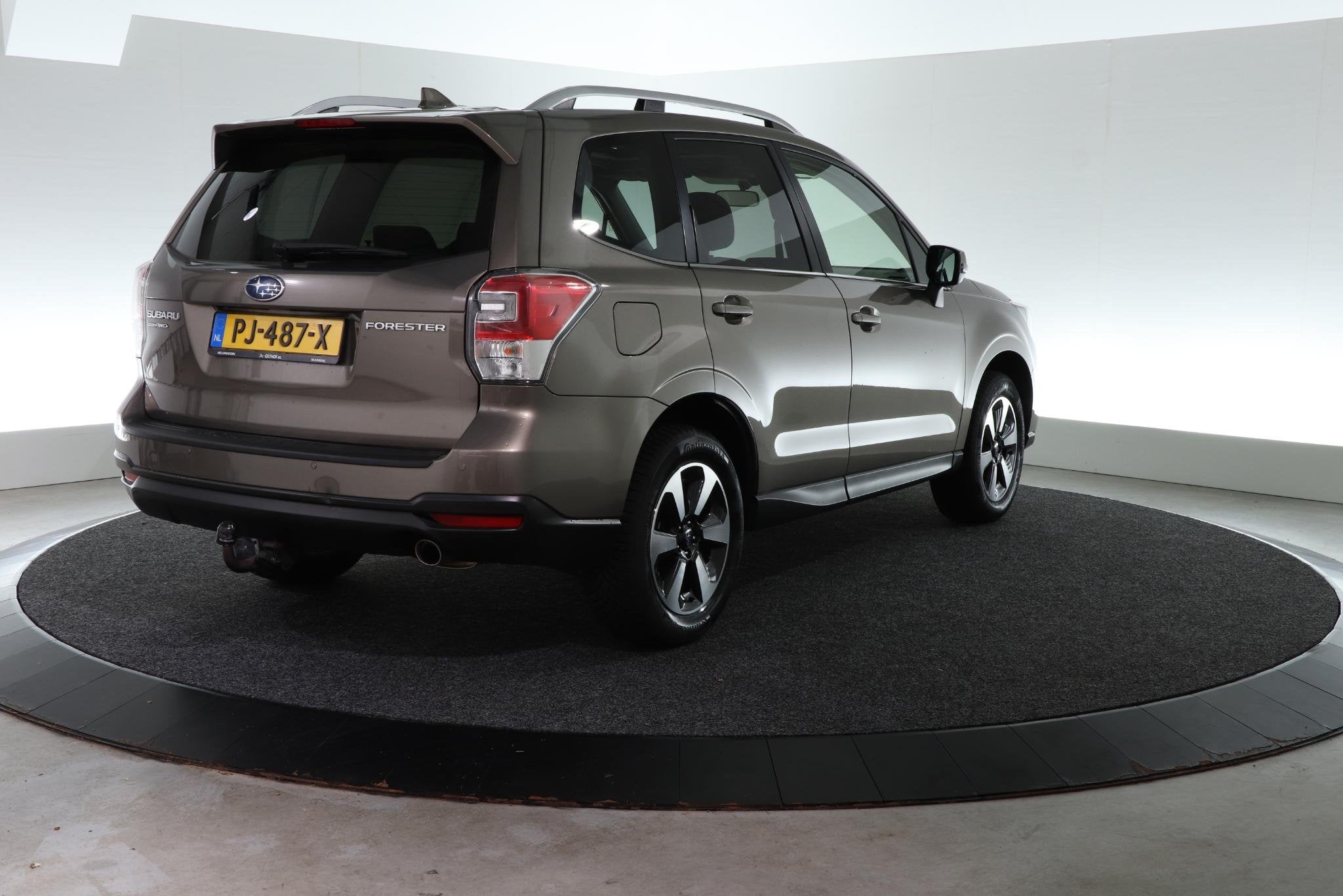 Subaru Forester 2.0 Premium | AFN. TREKHAAK | SCHUIF-KANTEL, Auto's, Subaru, Automaat, 15 km/l, Euro 6, 4 cilinders