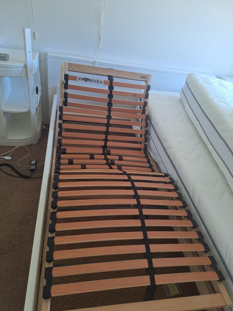 1 verstelbare lattenbodem Promaxa met afstandsbediening, Ophalen, 80 cm, 200 cm, Modern