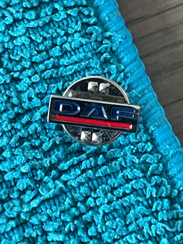 DAF speldje, Verzamelen, Speldjes, Pins en Buttons, Ophalen of Verzenden, Nieuw, Merk, Speldje of Pin