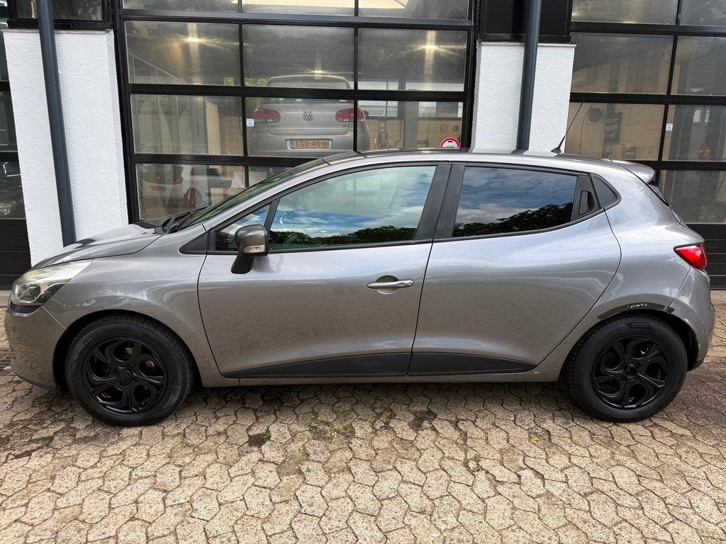 Renault Clio 0.9 TCe Expression *Inruil aanbieding*, Auto's, Renault, Voorwielaandrijving, Stof, Zwart, 540 kg