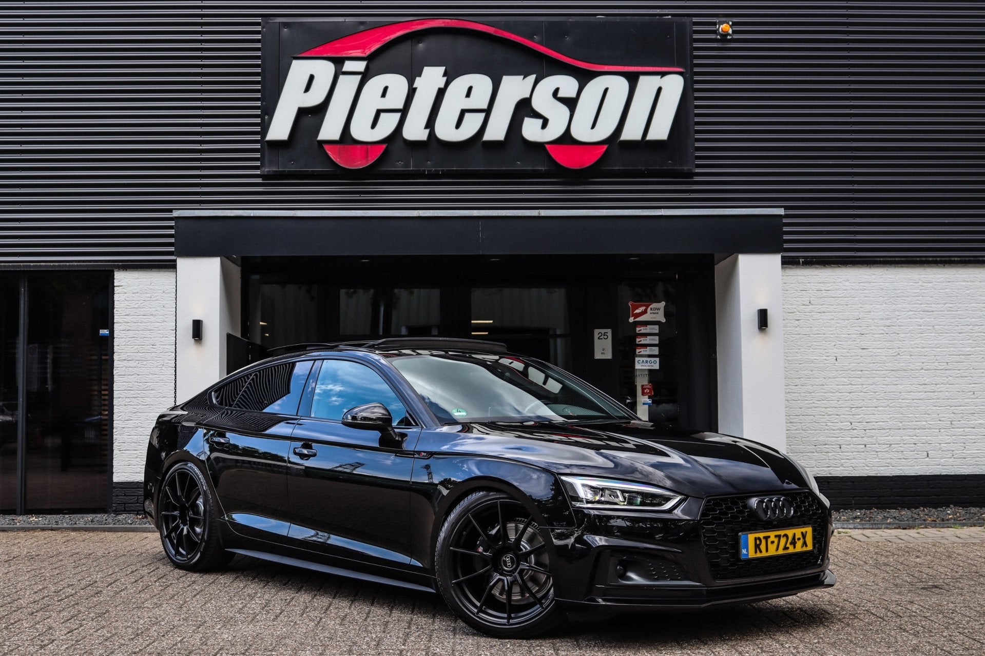 Audi S5 Sportback 3.0 TFSI Quattro RS PANO CARBON B&O ACC, Auto's, Gebruikt, Euro 6, 2995 cc, Zwart