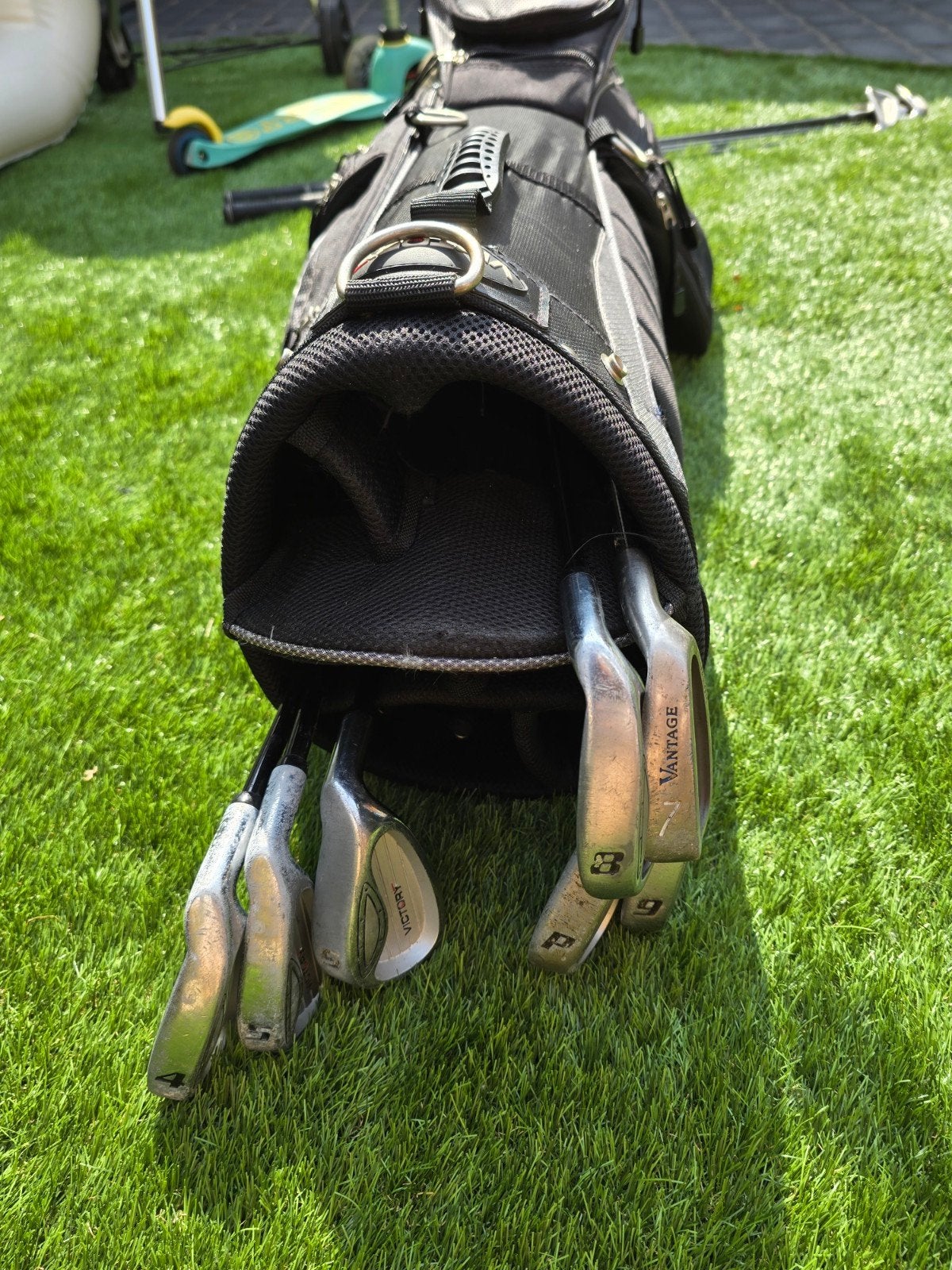 Golftas Victory + ijzerset (P, S, 4, 5, 7, 8, 9), Sport en Fitness, Golf, Ophalen, Gebruikt, Set, Overige merken