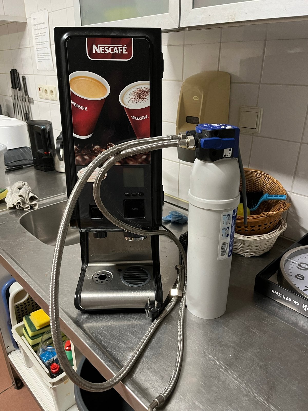 Goed werkende Nescafé koffiemachine met theewaterfunctie, Ophalen, Gebruikt, Koffiemachine, Overige typen