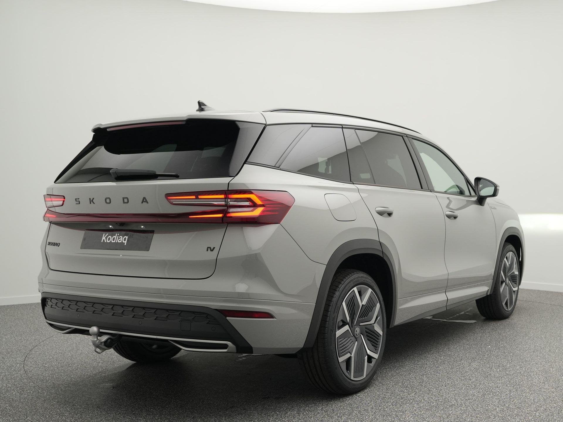 Skoda Kodiaq Sportline Business 1.5 TSI PHEV | Trekhaak | He, Auto's, Skoda, 1498 cc, 4 cilinders, 26 kWh, Plug-in hybride