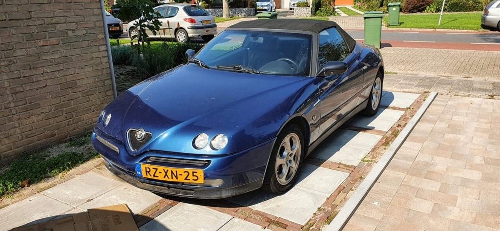 Alfa Romeo Spider 2.0 Twin Spark 1997 – winterproject, Auto's, 1345 kg, Zwart, Blauw, Spider