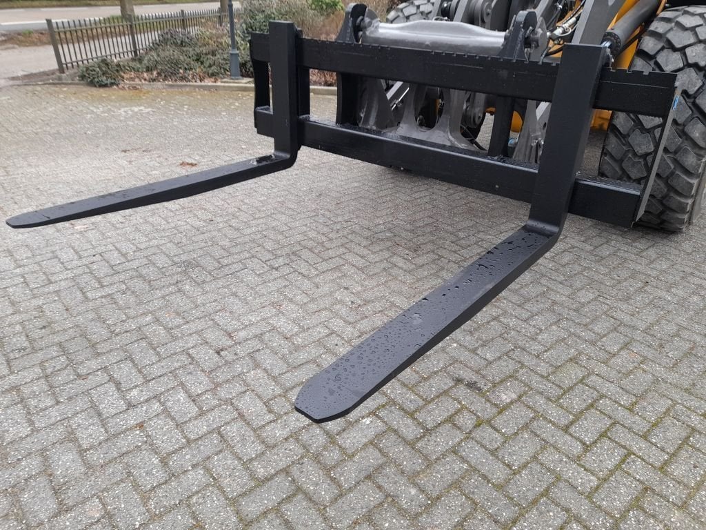 Diversen vorkenborden / Fem Lepels en jib beschikbaar meerde, Zakelijke goederen, Machines en Bouw | Heftrucks en Intern transport