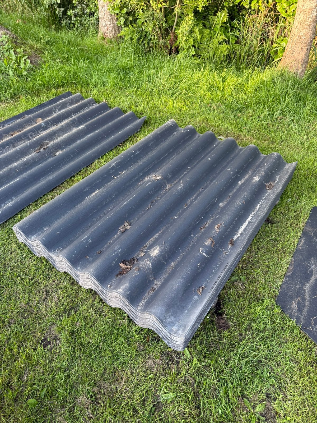 13 nieuwe Vezelcement golfplaten, Doe-het-zelf en Verbouw, Ophalen, Steen of Klei, Zwart, Zo goed als nieuw