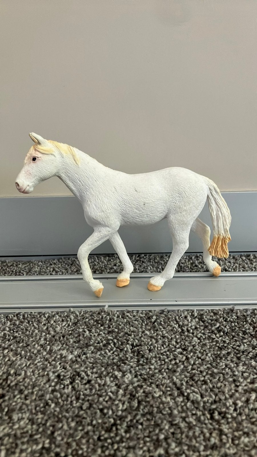 Verschillen de schleich paarden te koop ., Verzamelen, Ophalen, Zo goed als nieuw, Paard, Beeldje of Figuurtje