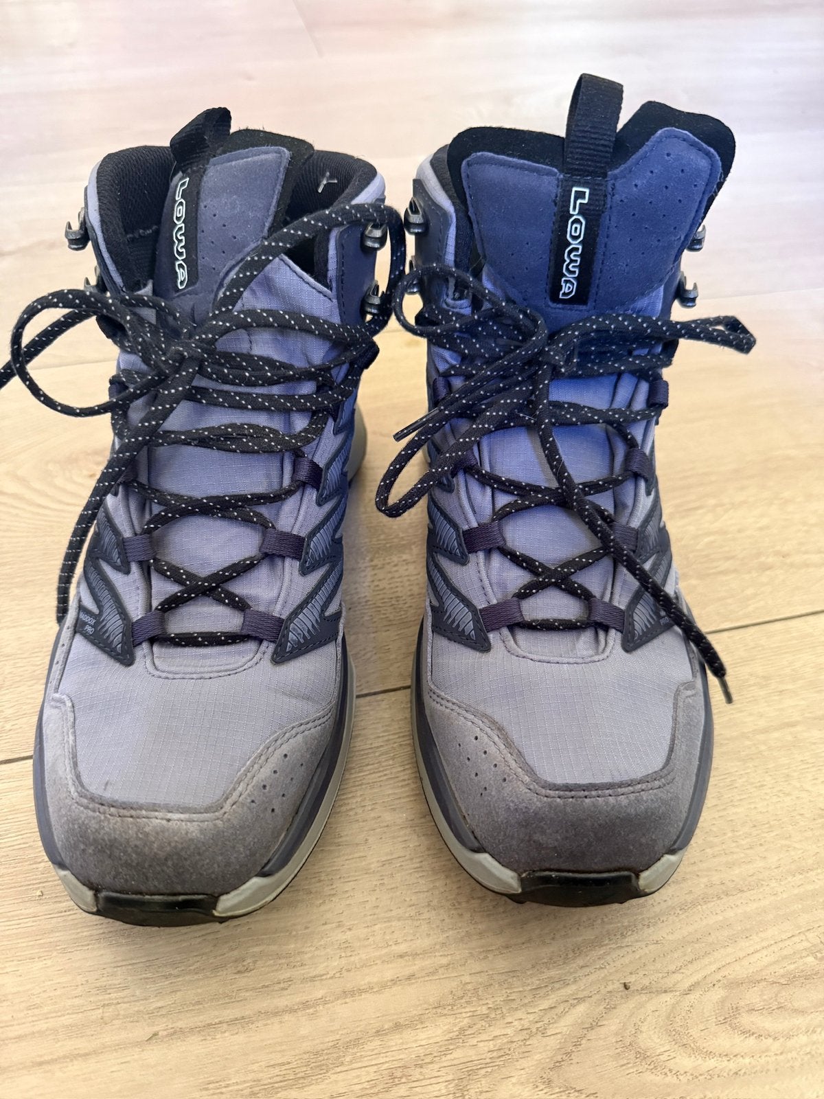 Lowa maddox wandelschoenen mt.40 - weinig gedragen, Ophalen of Verzenden, Zo goed als nieuw, Schoenen
