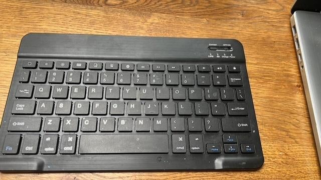 toetsenbord surface ,lag hier nog in de kast, Multimediatoetsen, Ophalen of Verzenden, Zo goed als nieuw, Qwerty