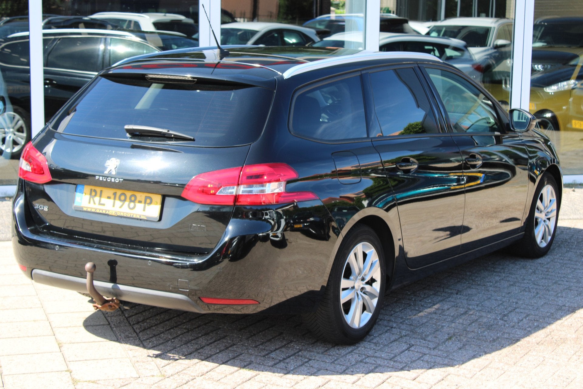 Peugeot 308 SW 1.2 PureTech Blue Lease Executive (bj 2018), Auto's, Voorwielaandrijving, Gebruikt, 1199 cc, 1165 kg