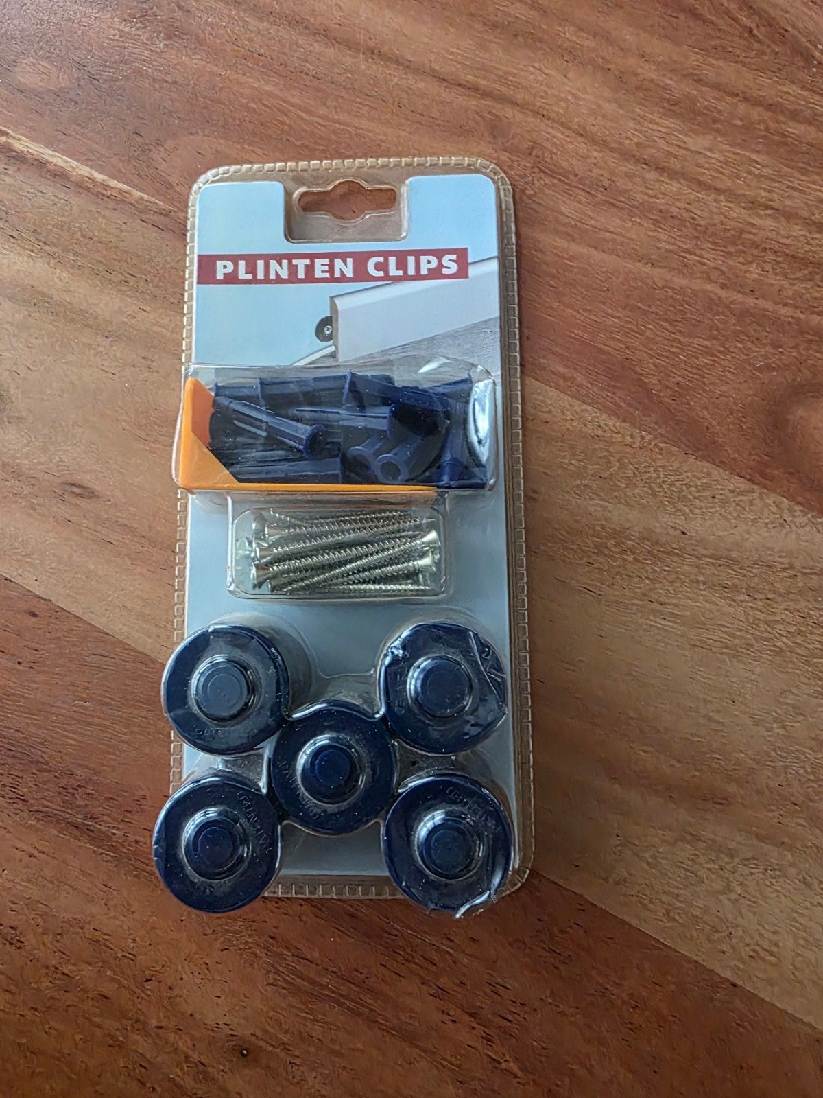 Plinten clips - Nieuw in verpakking, Kunststof, Nieuw, Ophalen of Verzenden, Minder dan 100 cm